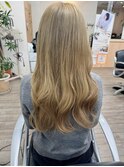 ロング×ベージュカラー