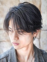カライング(ing)&nbsp;スーツ短髪ツーブロック束感モテる黒髪シークレットパーマ流行