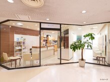 ヘアーサロンソシエ 鶴川店の雰囲気(駅徒歩1分のアクセスのよい駅ビル内にございます)