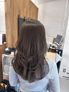 ネオリーブウリ 二子玉川店(Neolive uri) ミディアムヘア暗めカラーデザインカラーフェイスフレーミング
