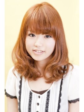 ミンクヘアーデザイン(mink hair design) オレンジベージュのミディ