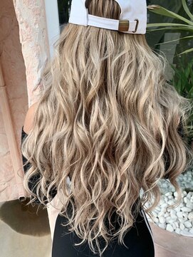 ディバイス(Device) 【Device心斎橋】バレイヤージュカラーエクステ