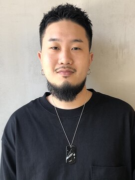 フランクスバーバーリザーブ 人形町店(FRANK’S BARBER RESERVE) テーパーフェードアップバンクナチュラル