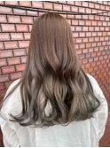 ハイトーングレージュグラデーション