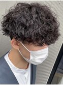 波巻きスパイラルパーマメンズマッシュツーブロックメンズパーマ
