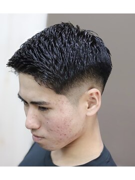 ダンブライズバーバー(DAN BRISE) アイロンパーマ