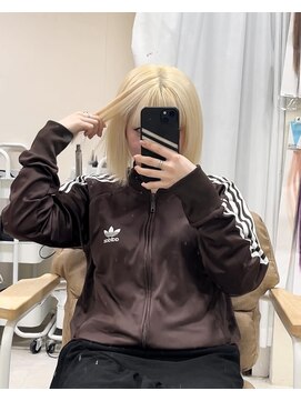 カリーナ(CARINA) ブロンドカラー/ハイトーンカラー