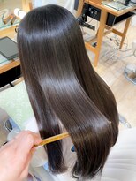 ネオリーブ チロル 横浜西口店(Neolive CiroL.)&nbsp;髪質改善　酸熱トリートメント　うる艶髪
