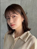 ガーデンヨコハマ(GARDEN YOKOHAMA) ミディアムヘア切りっぱなしレイヤーカットフルバング外ハネ