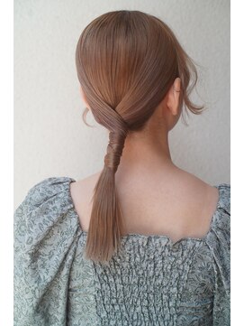レジュアル(RESSUAL) ローポニー結婚式/二次会/タイトヘアセット