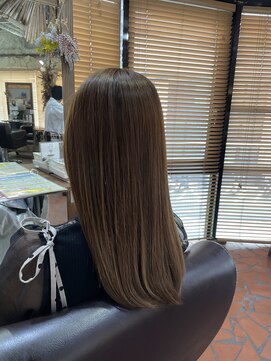 ロッソバイアルター 鎌取(ROSSO by aL-ter) 【くびれヘア/アプリコットオレンジ/ハイライトカラー】千葉香奈