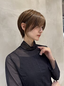 ソワネ 表参道(soigne) 表参道髪質改善カラーウルフショートボブアッシュグレージュ40代