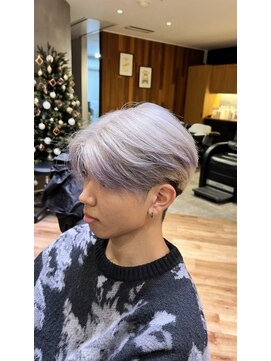 ロク ヘアー(LOC HAIR) フェザーショート×エンドカラー