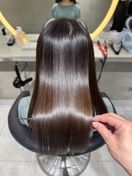 ロンドウル 熊本(Lond ulu) 暗めカラー/レイヤーカット/髪質改善/縮毛矯正/韓国ヘア