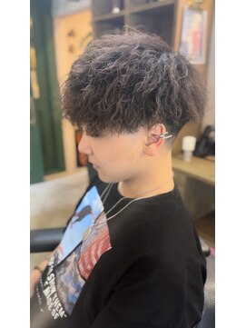 フッドウルフ(HOODWOLF) ツイストパーマ