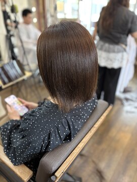 楽流頭 オブヘアー(of hair) メテオストレートandミガケアカラー