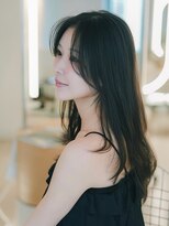 オモチャ 銀座(OMOCHA)&nbsp;暗髪ロング/顔まわりレイヤーカット