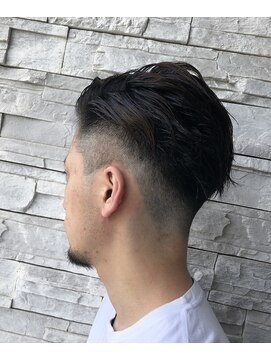 アールトゥーヘアー(art To Hair) フェードStyle