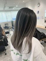カラ ヘアーサロン(Kala Hair Salon) グレージュ　コントラストバレイヤージュ☆