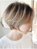 20代30代前髪あり丸みくびれ前下がりショートボブ５【鎌倉】