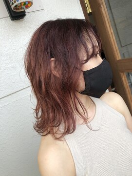 ハク(haku) キリッぱなしレイヤーボブ×エモレッド