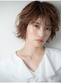 大人かわいい美髪ハイライトカラーくせ毛風こなれミディz浦和