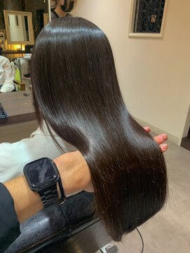 ユニ(Uni.) 艶髪×暗髪