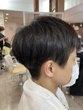 ビーポッシュ(be.POSH) 前下がりショートボブ