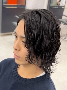 エリマ  茅ヶ崎(elima) 波巻きスパイラルパーマツイストスパイラルパーマセンターパート