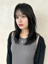 シースルーバング ロングレイヤー 黒髪 顔周りカット 20代 30代
