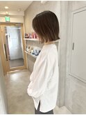 YOKE レイヤーボブ切りっぱなしボブ外ハネボブグレーベージュ