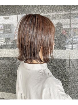 シアン 大倉山店(CYAN) ☆ 大人　外ハネボブ × カーキベージュ ☆