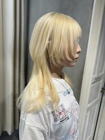 シーン(seen)&nbsp;ロングウルフレイヤーカット　ケアブリーチ