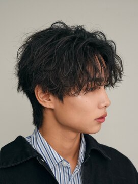 フィフス 渋谷(fifth) S字のカールが人気のセンターパート×波巻きスパイラルパーマ