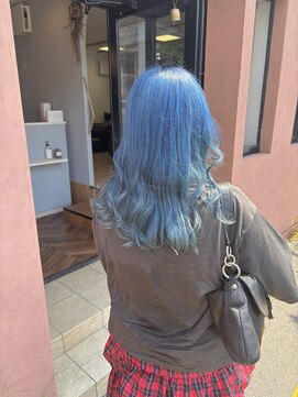 シエカ(C.eka) 淡色ブルー