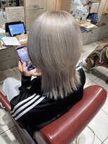 エム インターナショナル 春日部本店(EMU international)&nbsp;2ブリーチでつくるホワイトベージュ