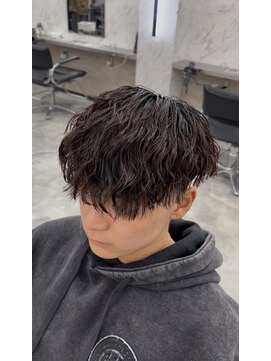 オム ブランシェ(HOMME BLANCHE’) 【Seira】バロックパーマ×フェード