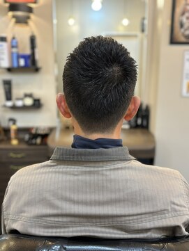 刈り上げベリーショート