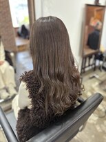 ヴィップルーム(viproom)&nbsp;ツヤ髪スタイルブルージュマッシュウルフイヤリングカラー