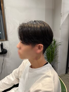 ガイ ラタン ウエスト(GUY lattan west) センターパートMEN’S HAIR/メンズ/テーパーフェード/松戸駅