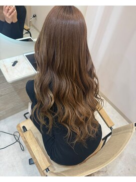 ミュミュ(mu-mu) ミディアムレイヤーカット1.18 ミルクティーベージュ