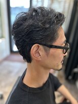 サロン ハナノ(Salon Hanano)&nbsp;メガネも似合うナチュラル毛流れニュアンスパーマセンターパート