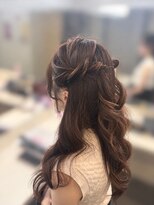 エル 中洲店(elle)&nbsp;高めねじりハーフツイン