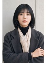 コートフィールエー(CO_T feel.a)&nbsp;透け前髪×暗髪ボブで魅せる大人の上質ストレート