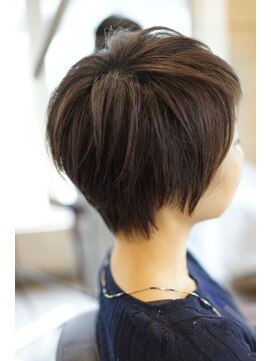 シュモレポルターレ(Shumore portare) 大人女性のショートカット