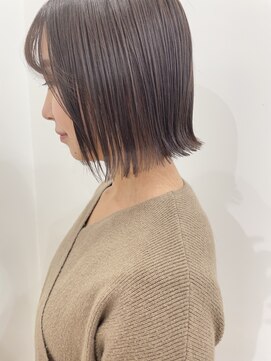 ロックス バイ マグ 松本(rocks BY MAG) 10代20代30代/アゴ下ライン外ハネボブ/ダブルカラー/グレージュ