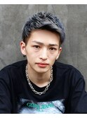シルバーヘア束感アップバングショート