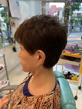 ヘアースタジオエル カット・カラー・ハンドマッサージ