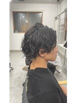 フゥ 宇都宮(FeU) ツイストスパイラルパーマニュアンスパーママンバン