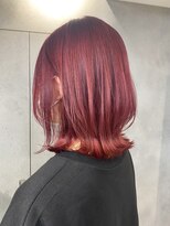 カシスレッド 大人ウルフ くびれヘア ワンカール
